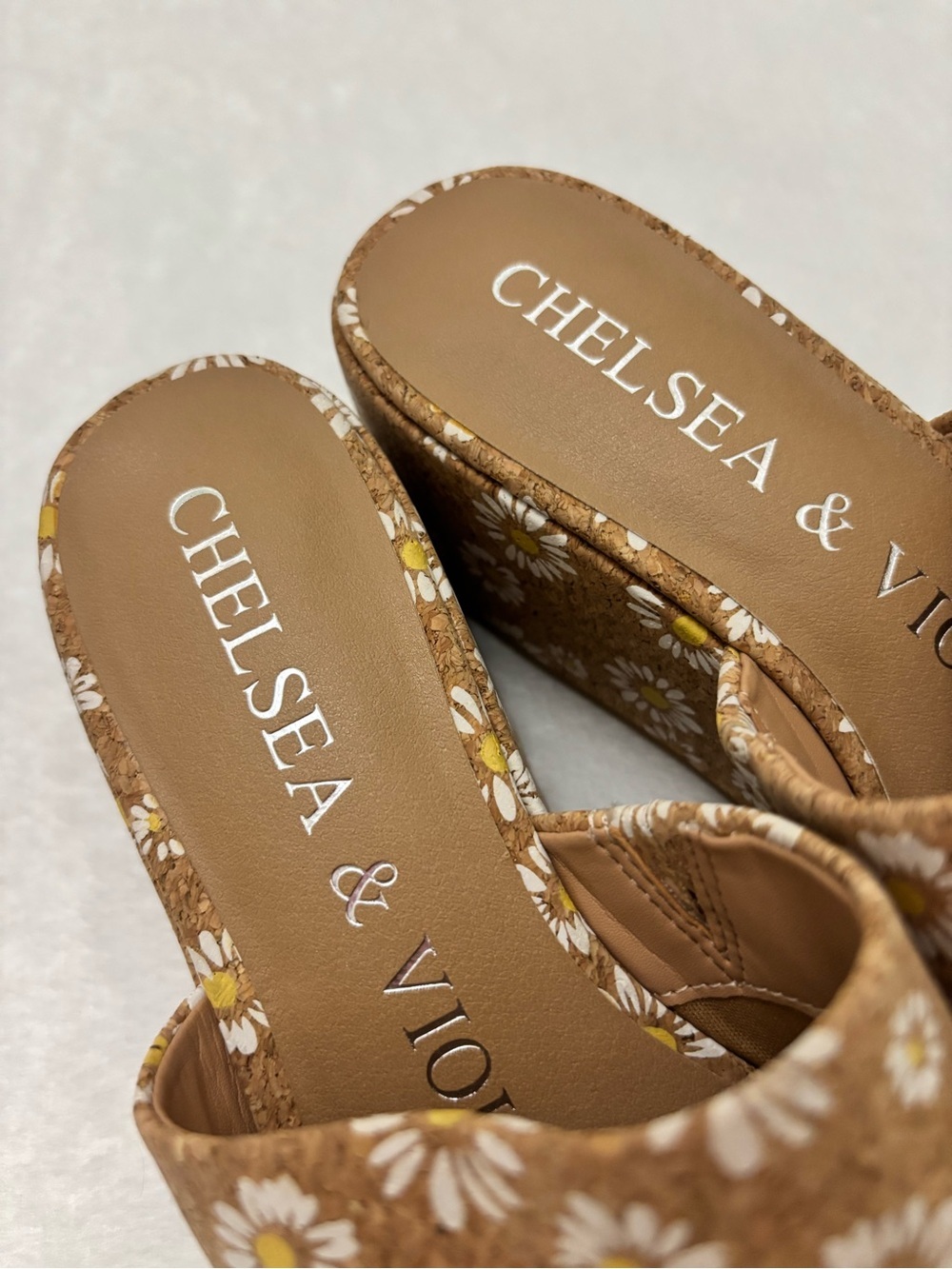 NEW Chelsea & Violet Daisy Cork Wedge Chunky Open Toe Mule Women’s Size 7 - Picture 5 of 9